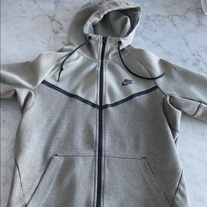 Men’s Nike tech-fit fleece sweatshirt